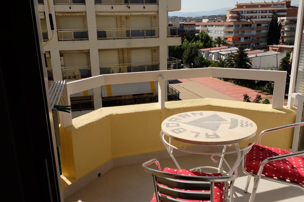 Alboran Premium Arysal Apartman Salou Kültér fotó