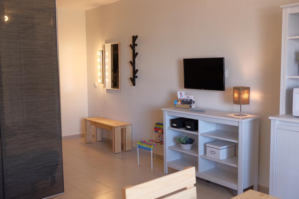 Alboran Premium Arysal Apartman Salou Kültér fotó