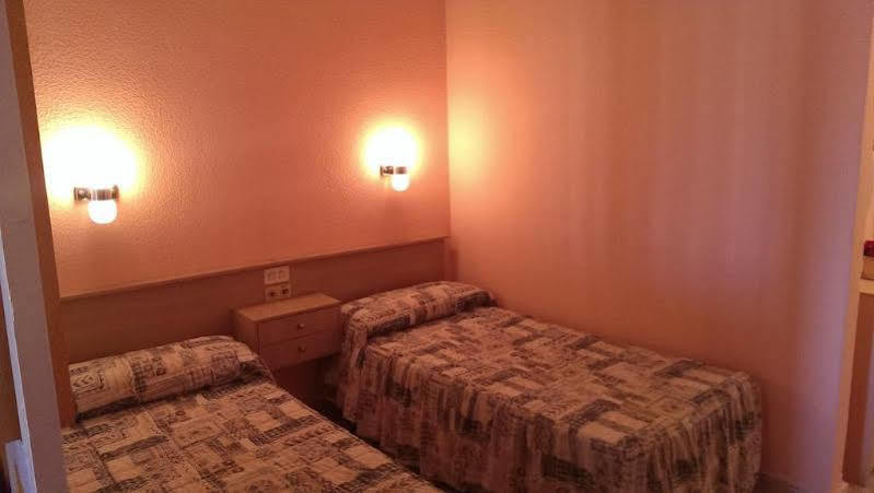 Alboran Premium Arysal Apartman Salou Kültér fotó